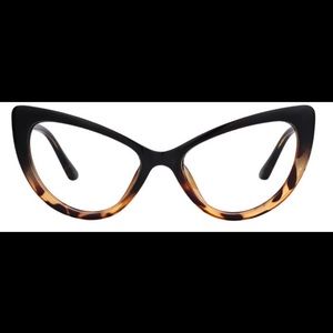 “Re-Poshing” these cat-eye glasses